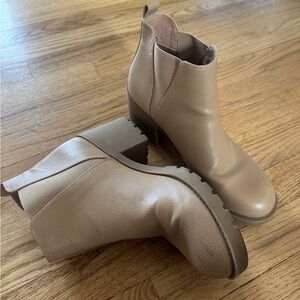 Tan Lug Sole Ankle Boots